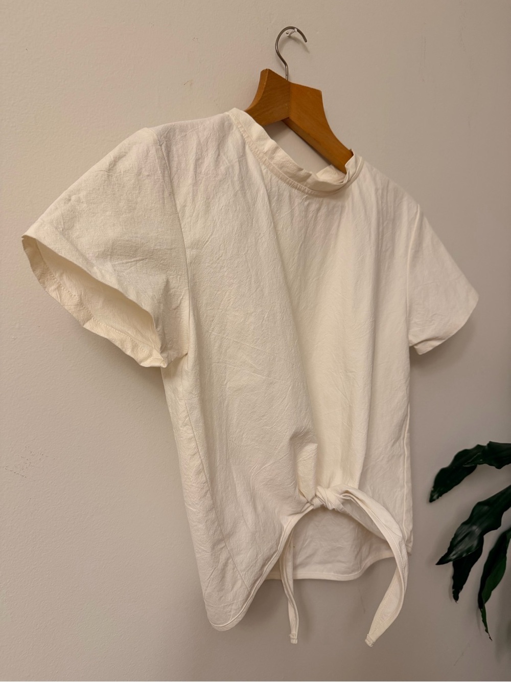 Priory Women's Cream Short Sleeve Tie-Front Top